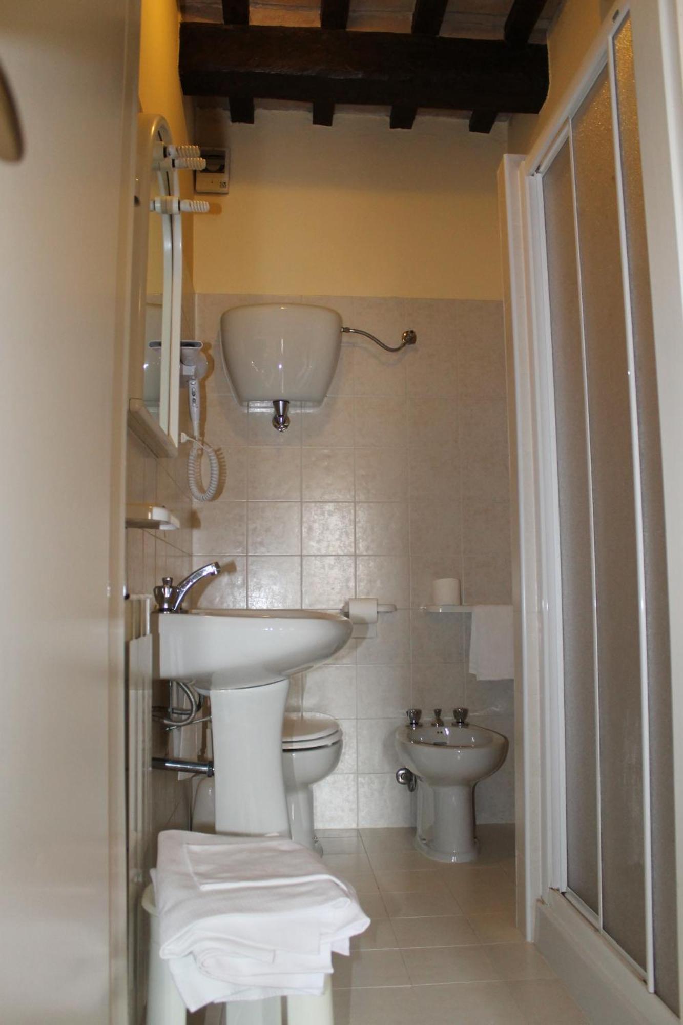 Residenza Le Logge Bed & Breakfast Gubbio Cameră foto