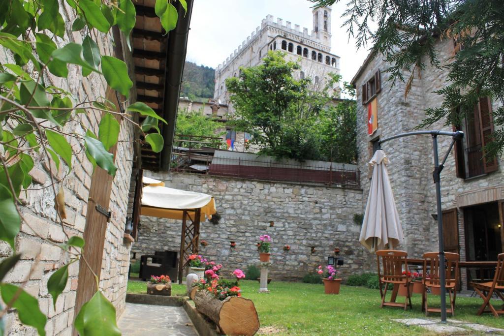 Residenza Le Logge Bed & Breakfast Gubbio Exterior foto